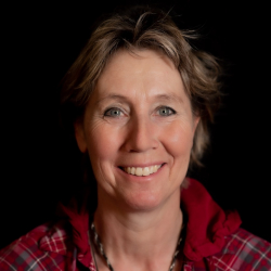 Danièle Gerber Dog Fit GmbH Physiotherapie und Verhaltenstraining für Hunde Thun Kundin textsache.ch