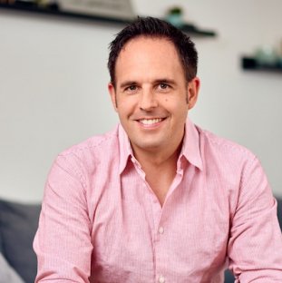 Chris Rosser Speaker Kooperationspartner CEO haar-werk Inhaber Apart Hotel Adelboden Kunde textsache.ch